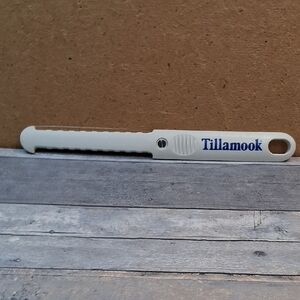 Tillamook Branded White Plastic Cheese Slicer